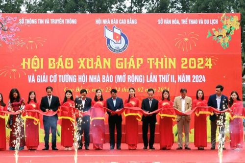 Khai mạc Hội Báo Xuân Giáp Thìn 2024