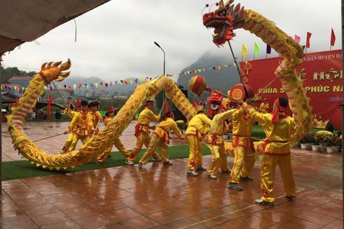 Khai hội chùa Sùng Phúc