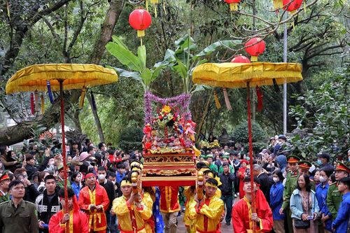 Rực rỡ du lịch mùa Xuân