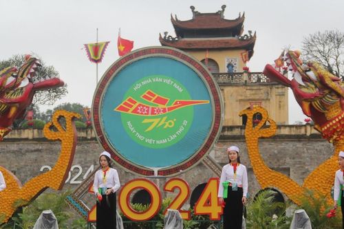 Rộn ràng Ngày Thơ Việt Nam