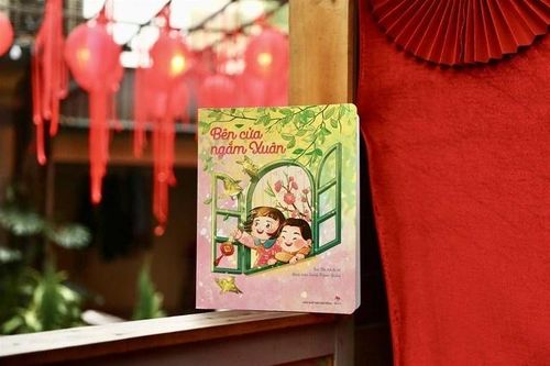 Nuôi dưỡng tâm hồn trẻ với những tập thơ hay