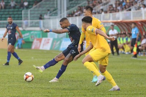 HLV Văn Sỹ Sơn nói lời 'phũ phàng' về Đình Bắc