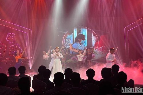 Chương trình nghệ thuật tri ân các Thầy thuốc, nhân viên y tế Đà Nẵng