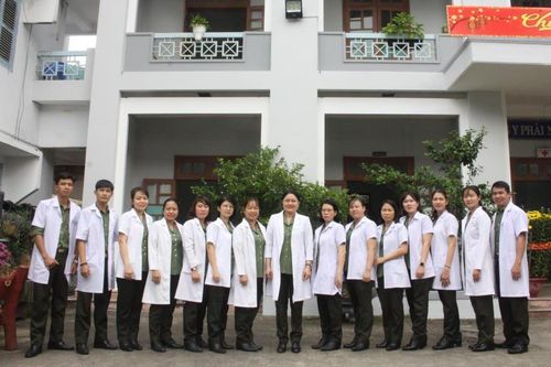 Những chiến sĩ blouse trắng lặng thầm tỏa sáng