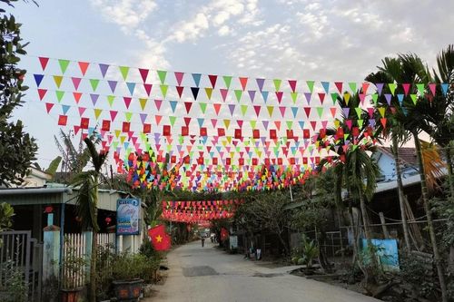 Tết về trên muôn nẻo quê