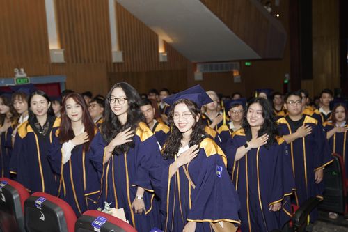 Gần 50% sinh viên Trường Đại học Hoa Sen tốt nghiệp loại giỏi và xuất sắc