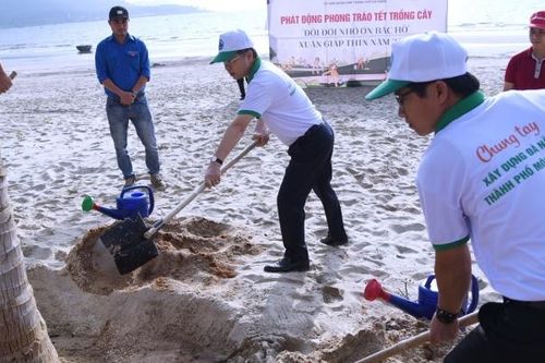 Đà Nẵng phát động phong trào bảo vệ môi trường và Tết trồng cây