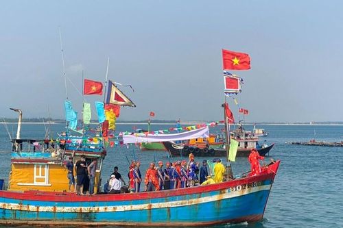 Hồ hởi đón 'lộc biển' đầu năm