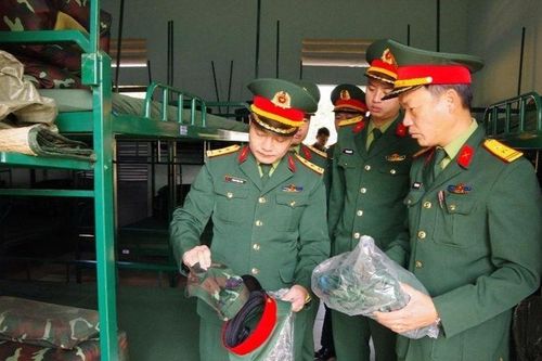 Bảo đảm hậu cần đón nhận, huấn luyện chiến sĩ mới