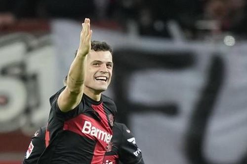 Bayer Leverkusen tiếp tục bất bại tại Bundesliga