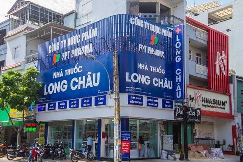 Xử phạt nhiều cơ sở nhà thuốc Long Châu tại Đà Lạt