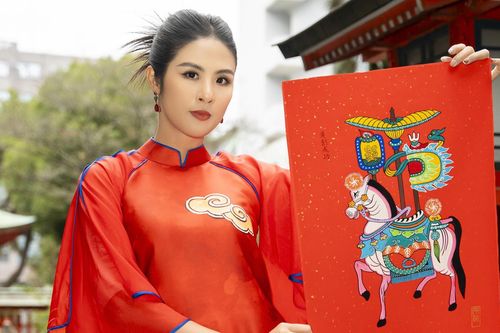 Hoa hậu Ngọc Hân chụp ảnh áo dài dưới thời tiết 2 độ C ở Nhật Bản