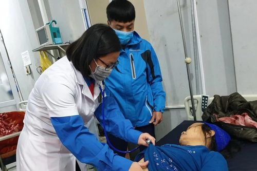 Giải quyết những thách thức khi đẩy mạnh cải thiện hệ thống y tế cơ sở