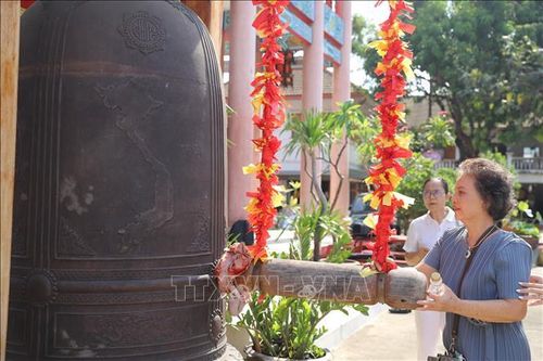 Kiều bào tại Thái Lan dâng lễ cầu an Tết Thượng nguyên
