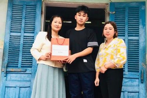 Hải Dương: Nhiều hoạt động ấm áp động viên gia đình và tân binh nhập ngũ