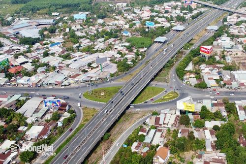 Gỡ 'nghẽn' cho các đường cao tốc