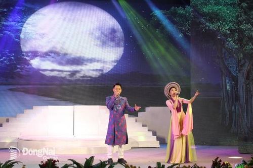 Bản hòa âm đất nước
