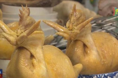 Ra chợ đón rằm tháng Giêng