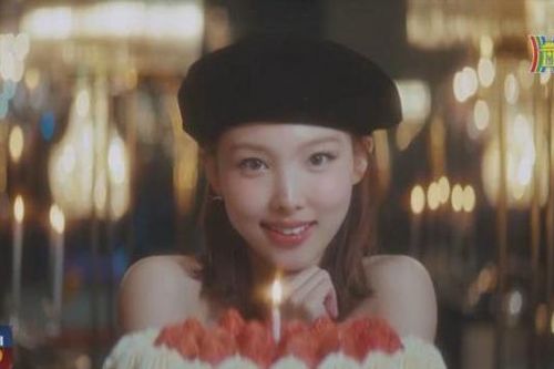 TWICE trở lại đường đua âm nhạc K-pop với album mới