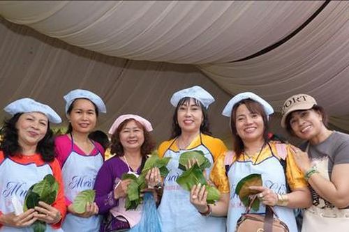 Phiên chợ dùng lá cây thanh toán thay cho tiền ở Tây Ninh