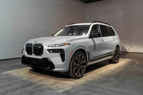 BMW triệu hồi gần 80.000 xe tại Mỹ do lỗi phanh