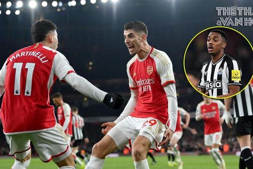 Arsenal bị người cũ chọc thủng lưới vẫn thắng dễ để 'phả hơi nóng' lên ngôi đầu