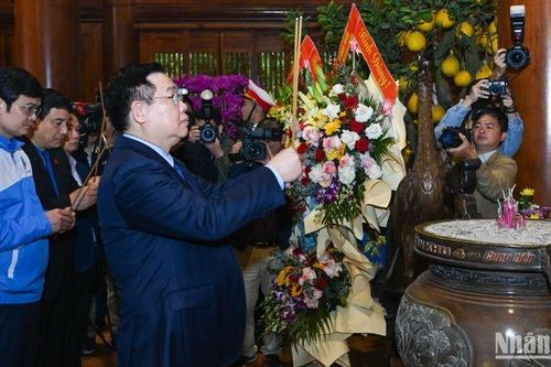 Chủ tịch Quốc hội dâng hương tại Khu Di tích đặc biệt Kim Liên, Khu Di tích lịch sử quốc gia Truông Bồn