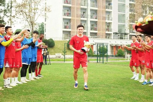 Tiếp tục hành trình mới