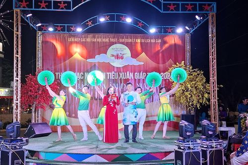 Đêm thơ Nguyên Tiêu trên Thiên Cấm Sơn