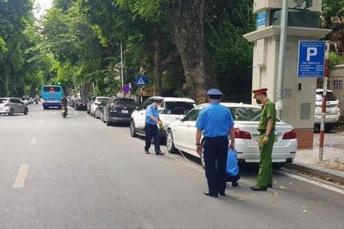 Hà Nội: Xử lý gần 100 trường hợp trông giữ xe vi phạm trên địa bàn