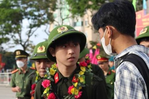 Hơn 1.300 thanh niên Đà Nẵng lên đường nhập ngũ