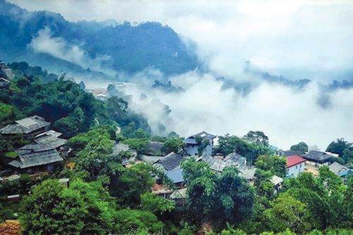 'Ngôi làng hạnh phúc trên mây'