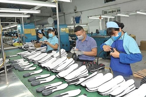 Chấm dứt hợp đồng lao động và giải quyết trợ cấp thôi việc, mất việc thế nào?