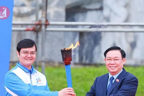 Điểm tin ngày 25/2