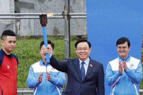 Hoạt động của Chủ tịch Quốc hội Vương Đình Huệ tại Nghệ An