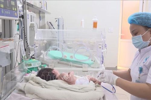 Điều dưỡng - người thầm lặng đồng hành cùng bệnh nhân