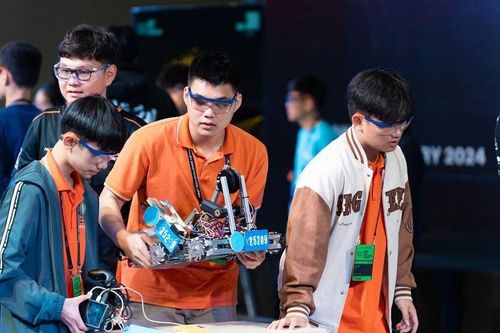 Bản tin 26/2: Học sinh Việt Nam tranh tài để thi đấu giải Robotics quốc tế
