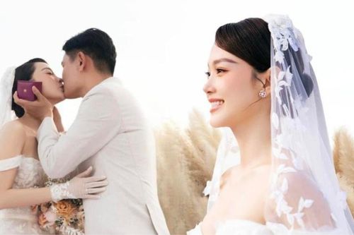 Minh Hằng kể về lần đầu nắm tay ông xã và màn cầu hôn lãng mạn
