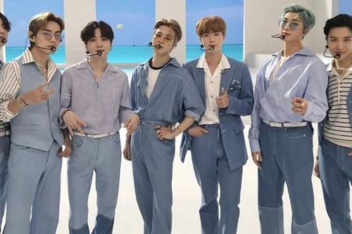 Truyền thông Hàn: Kpop sẽ suy thoái vì BTS đi nghĩa vụ?