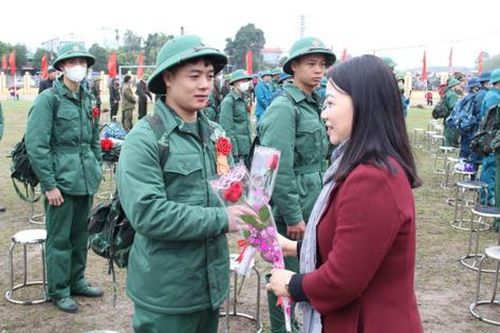 Phụ nữ Bắc Giang động viên hơn 3.100 tân binh lên đường nhập ngũ