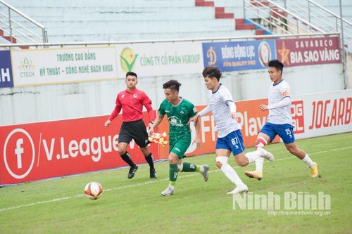 Giải bóng đá hạng Nhất Quốc gia: Phù Đổng Ninh Bình giành chiến thắng trước Phú Thọ