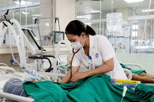 Phú Thọ: Những thầy thuốc hết lòng vì người bệnh