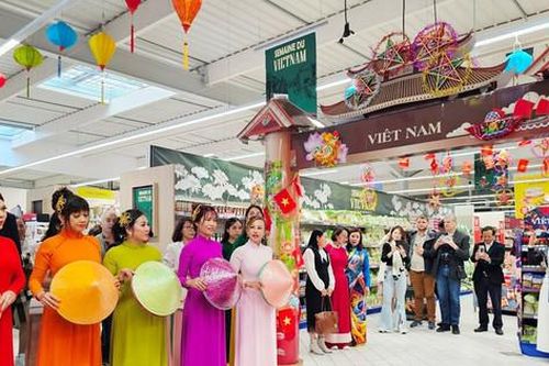 Tìm 'lối vào' chuỗi phân phối nước ngoài