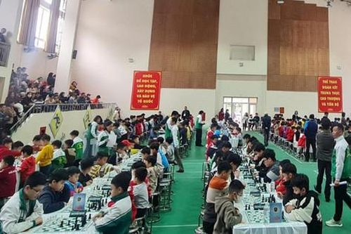 Giải cờ vua Sơn Tây mở rộng thu hút 427 kỳ thủ