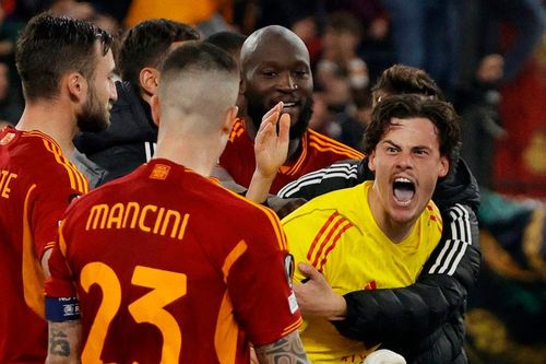 Cuộc đua Top 5 Serie A: Thành Rome hướng về Champions League