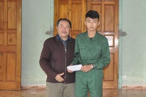 DIỄN ĐÀN LỜI HỨA VỚI HẬU PHƯƠNG: Hồ Anh Tuấn 2 lần viết đơn tình nguyện nhập ngũ