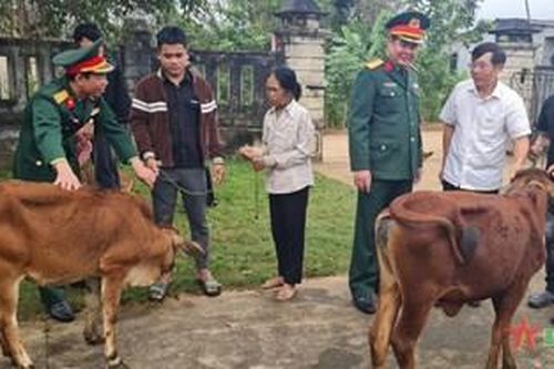 Mô hình sinh kế thiết thực động viên thanh niên lên đường nhập ngũ
