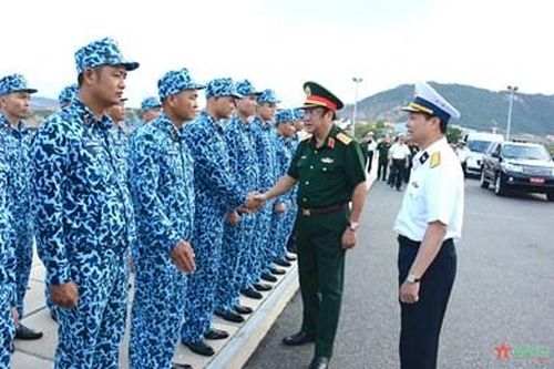 Thượng tướng Phạm Hoài Nam kiểm tra Vùng 4 Hải quân và Lữ đoàn Tàu ngầm 189