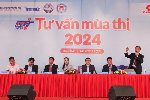 Học sinh Đà Nẵng quan tâm tìm hiểu các ngành học có cơ hội tìm kiếm việc làm cao
