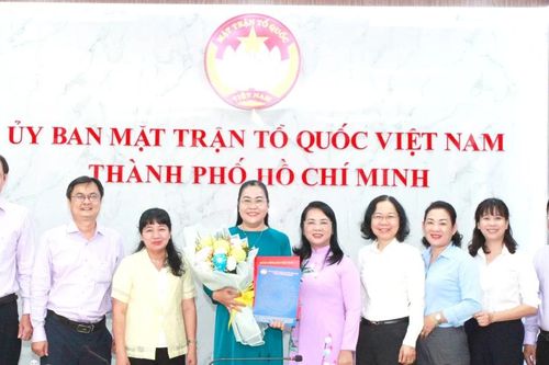 Đồng chí Nguyễn Thị Kim Thúy giữ chức vụ Phó Chủ tịch Ủy ban MTTQ Việt Nam TPHCM